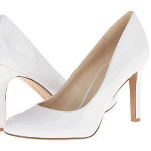 EUC Nine West Gramercy White Round Toe Pumps Heels